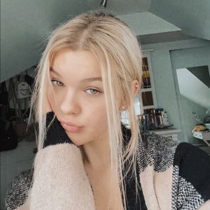 Meet your Posher, Natalia